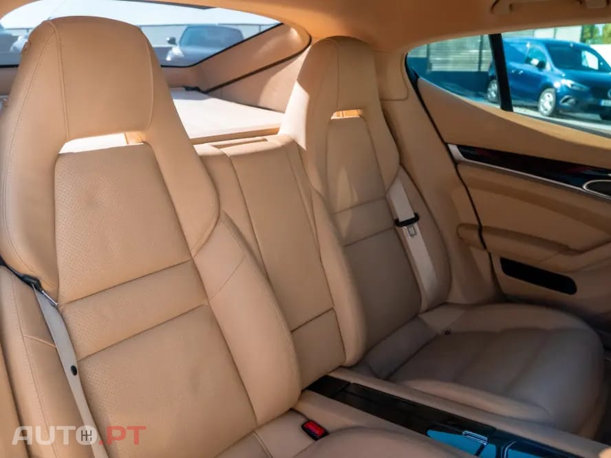 Porsche Panamera 4S PDK