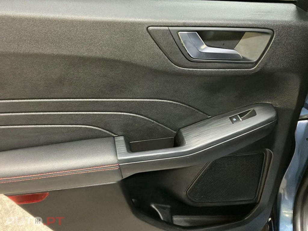 Ford Kuga 1.5 TDCi EcoBlue ST-Line