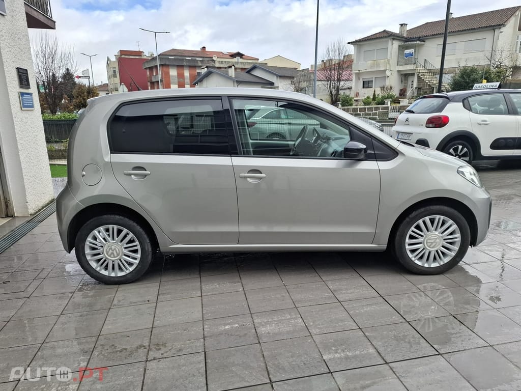 Volkswagen Up! 1.0 Move Caixa Automática