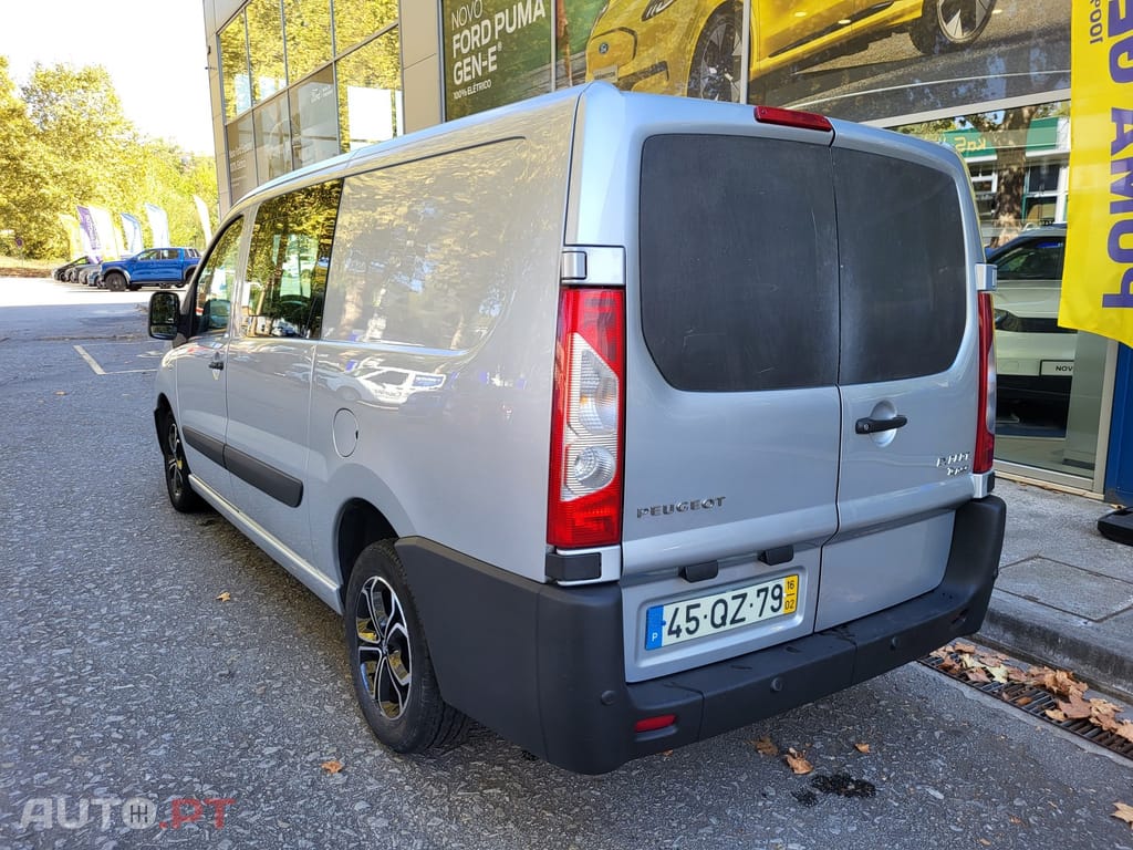 Peugeot Expert 2.0 HDi L2H1 Semi-Vidrado