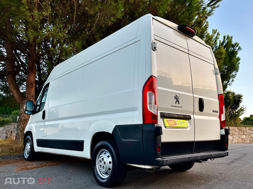 Peugeot Boxer Seminova