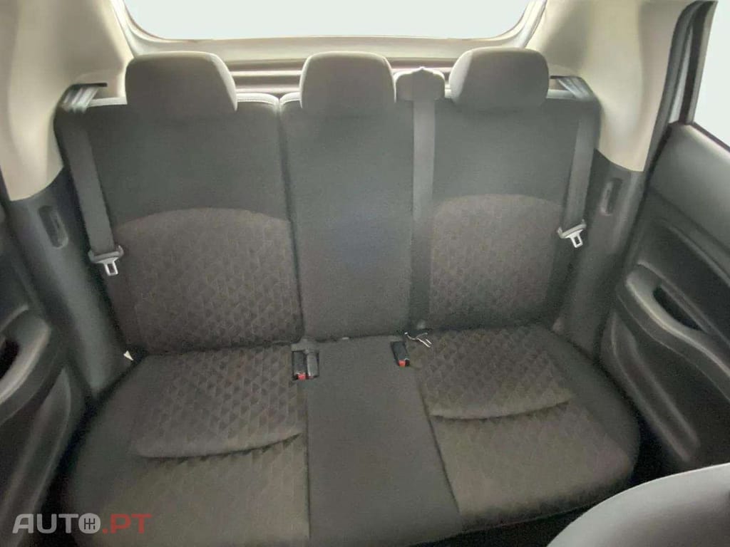 Mitsubishi Space Star 1.2 Intense