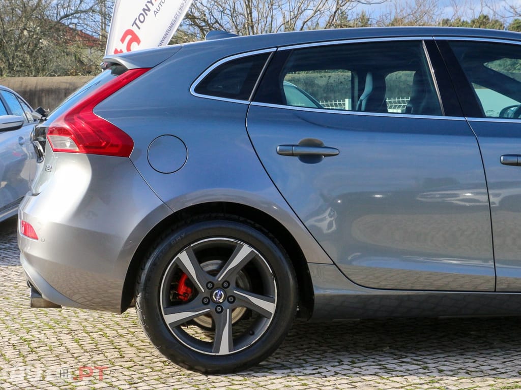 Volvo V40 1.6 D2 Eco R-Design