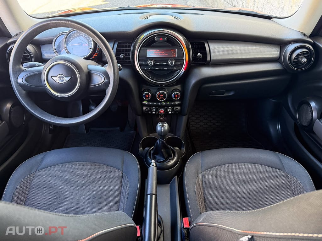 MINI Cooper Cooper D
