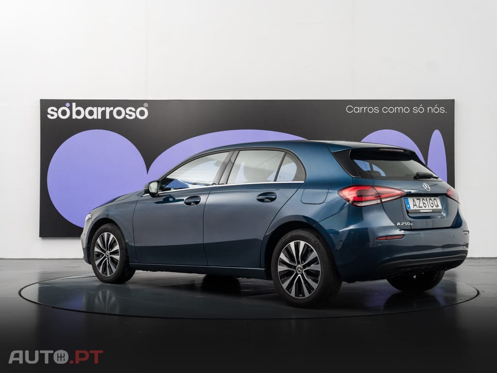 Mercedes-Benz A 250 e Style Plus