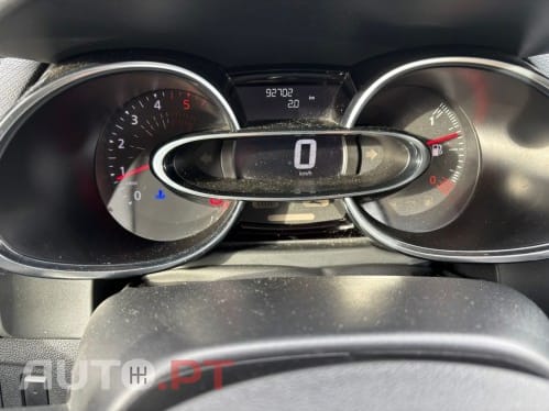 Renault Clio (Energy) dCi 90 Start & Stop LIMITED — fotografia 2
