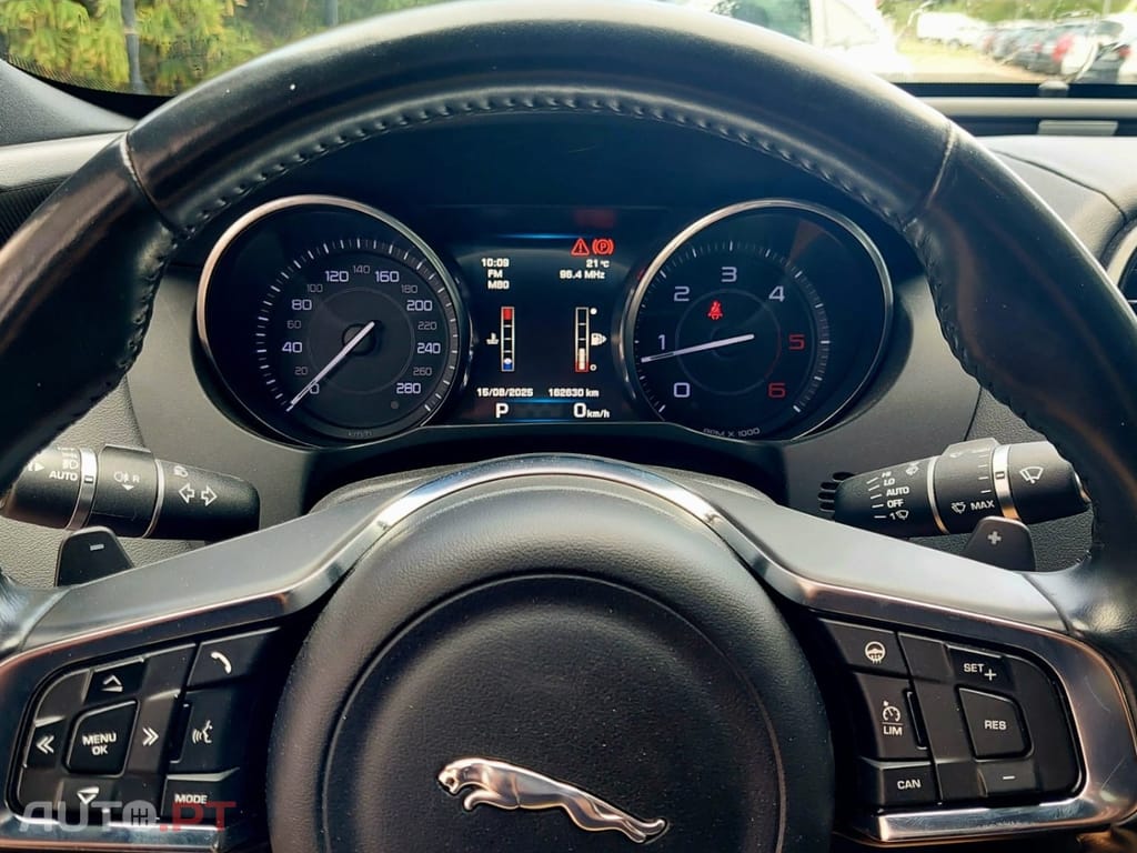 Jaguar XE 2.0 D R-Sport Aut.