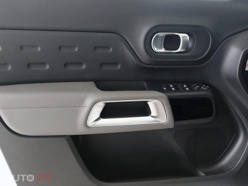 Citroen C5 Aircross 1.6 Hybrid Feel e-EAT8