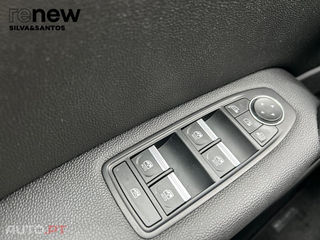 Renault Captur Techno TCe 100 Bi-Fuel