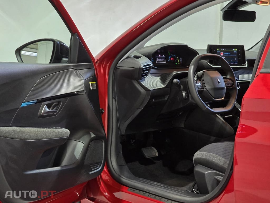 Peugeot E-208 50 kWh Style