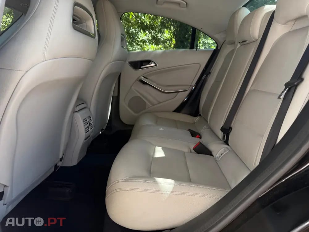 Mercedes-Benz CLA 200 CDI AMG Line