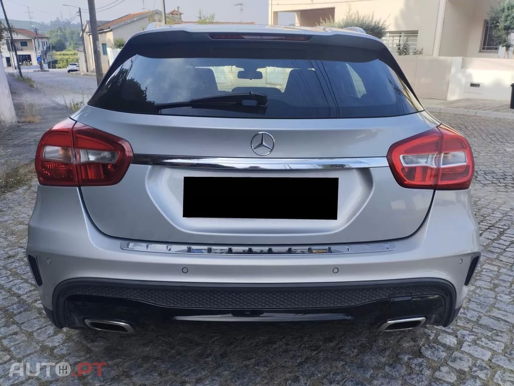 Mercedes-Benz GLA 180 CDI AMG Line