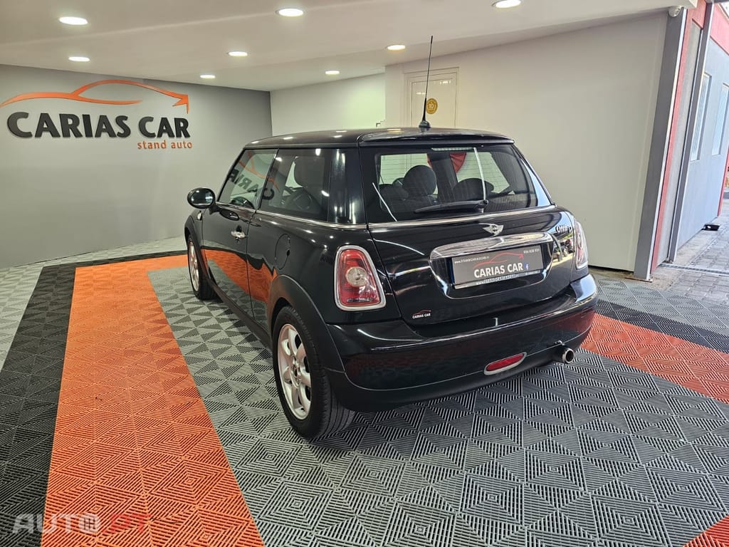 MINI Cooper D