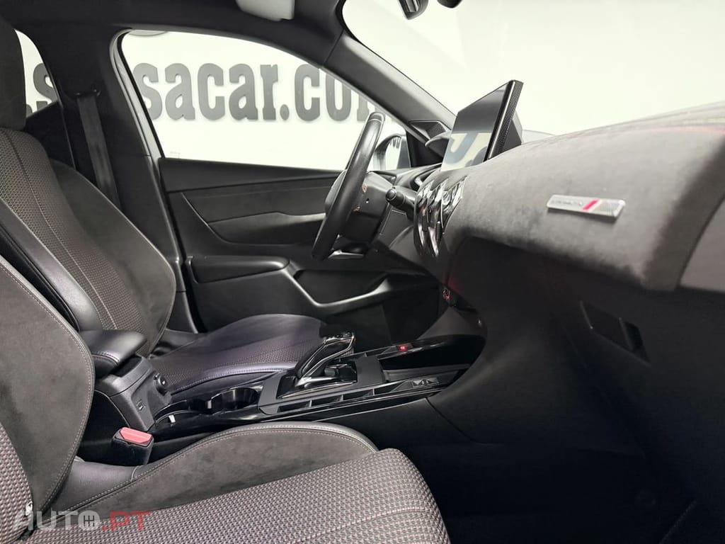 DS DS3 Crossback E-TENSE PERFORMANCE LINE +