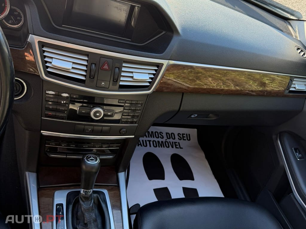 Mercedes-Benz E 220 CDi Avantgarde BlueEf. Auto.