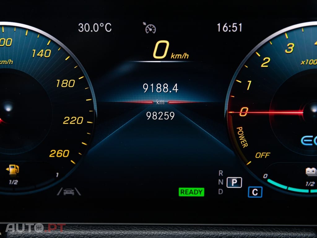 Mercedes-Benz GLA 250 e 8G-DCT AMG Line
