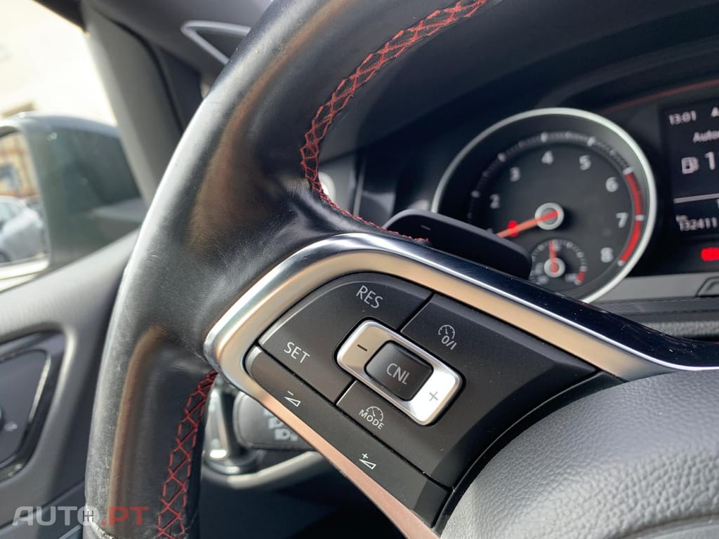 Volkswagen Golf 2.0 TSi GTi DSG Performance