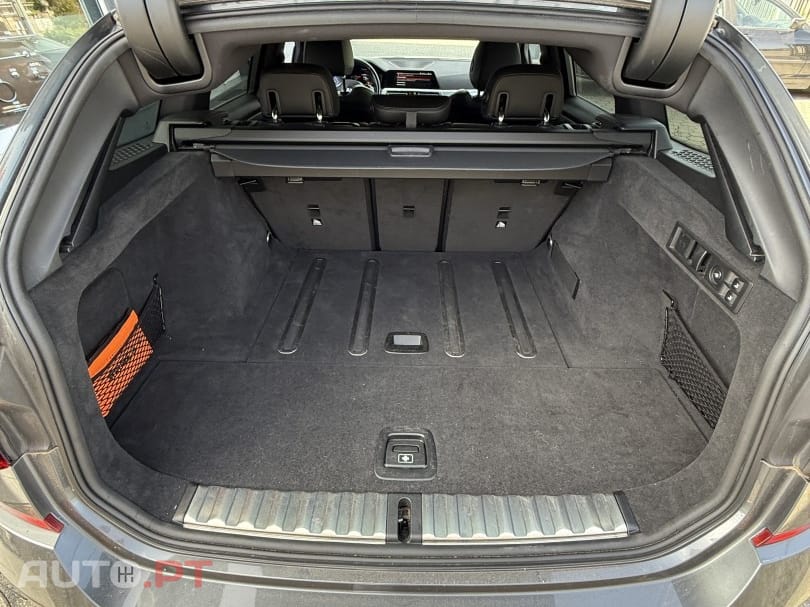 BMW 320 i Pack M