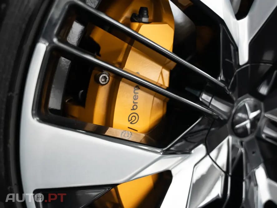 Polestar 4 Long Range 100 kWh Dual Motor Performance Prime