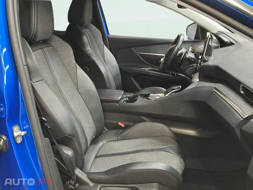 Peugeot 3008 1.2 PureTech Allure EAT8