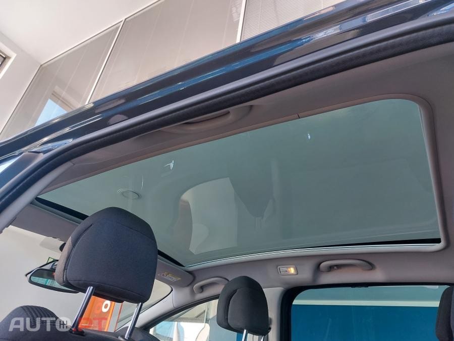 Peugeot 5008 1.6 BlueHDi Style