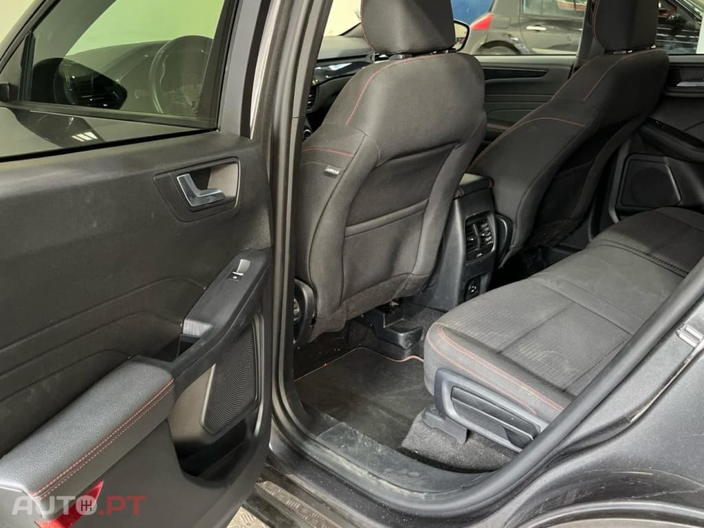 Ford Kuga 1.5 EcoBoost ST-Line