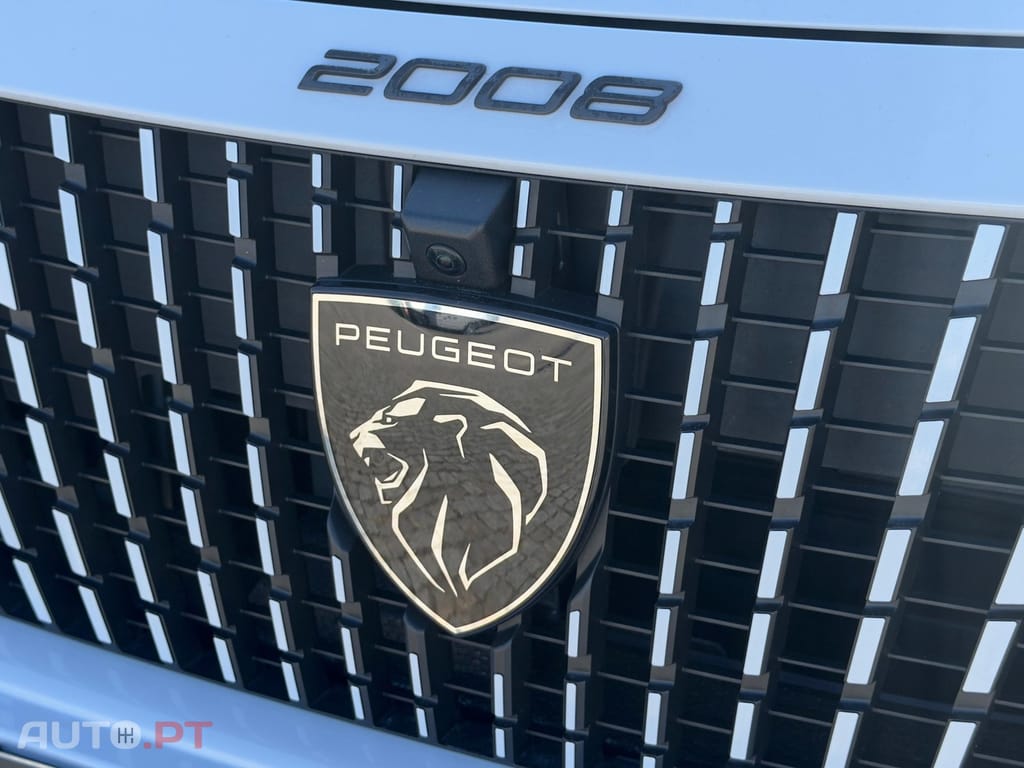 Peugeot 2008 1.2 PureTech GT EAT8