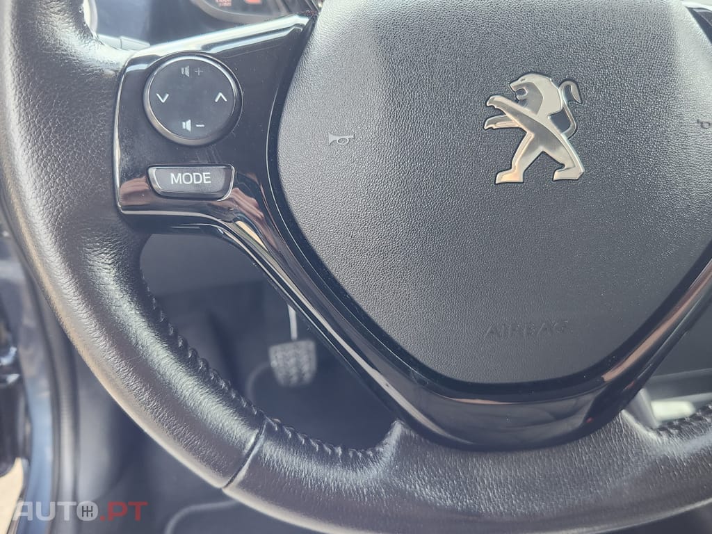 Peugeot 108 1.0 VTi Collection
