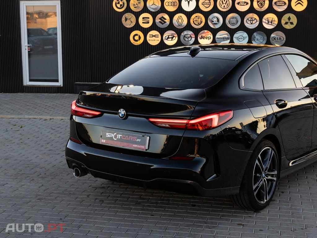 BMW 216 d Pack Desportivo M