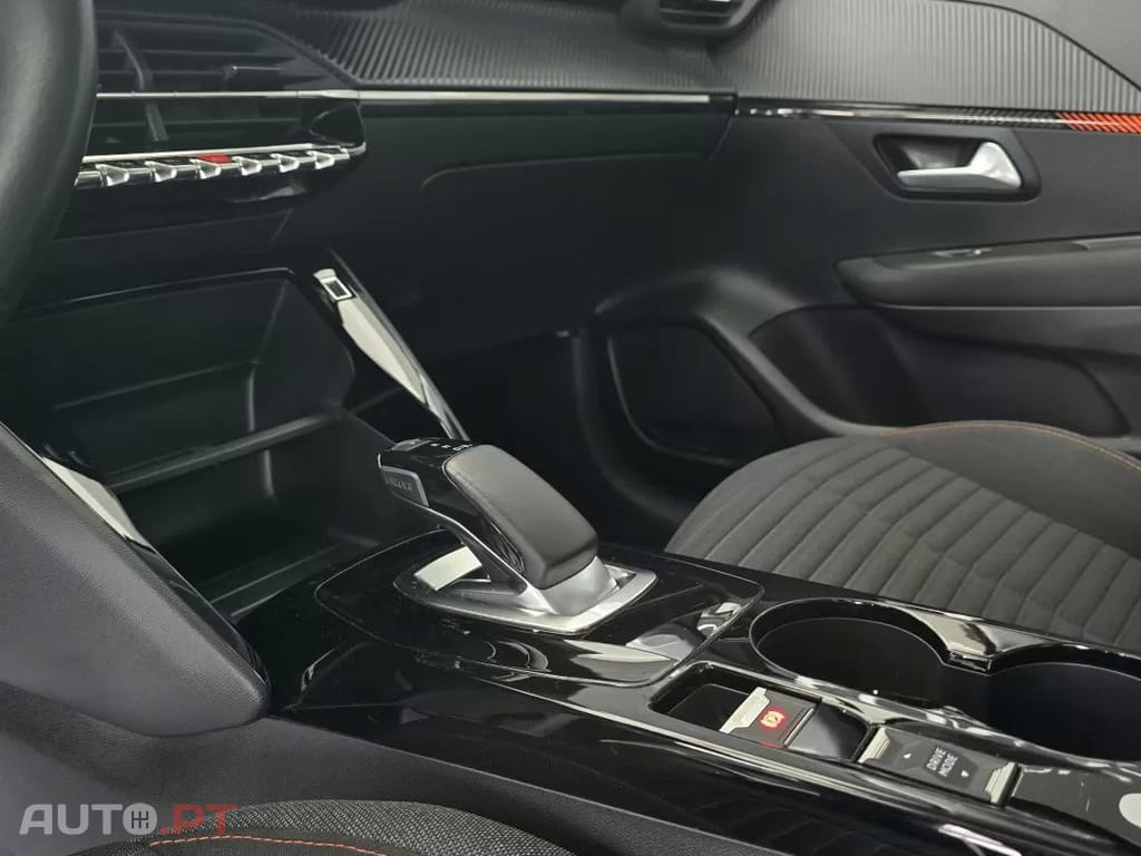 Peugeot E-208 50 kWh Active