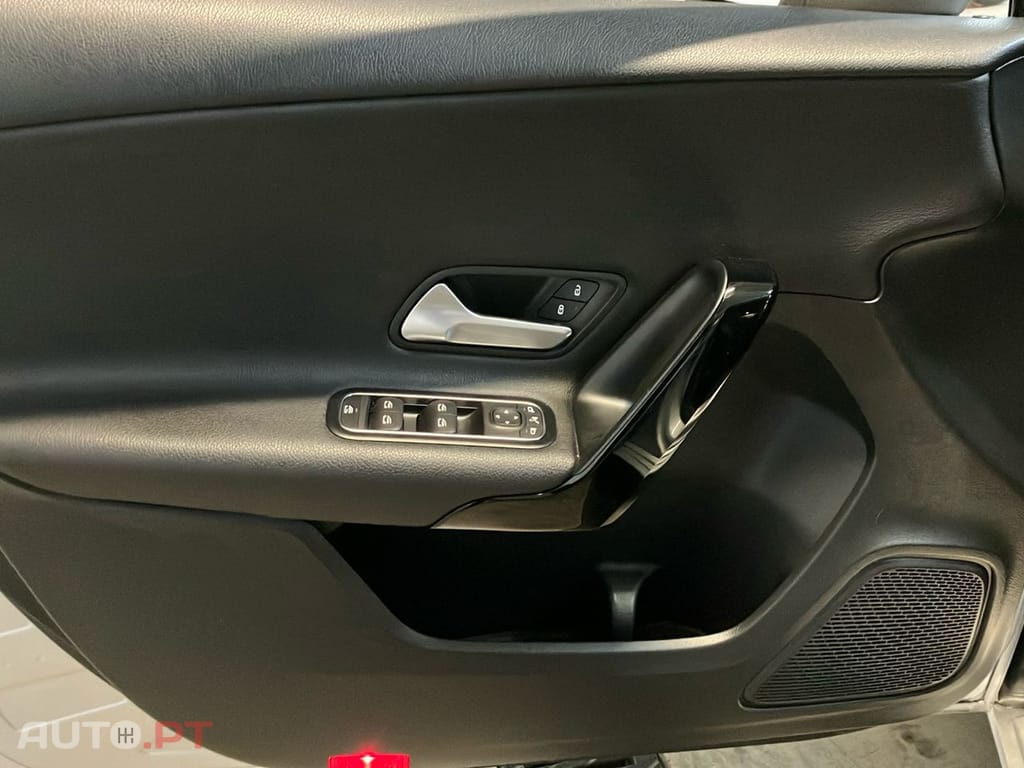 Mercedes-Benz A 180 d 7G-DCT Style