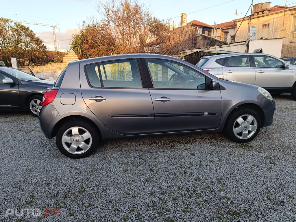Renault Clio 1.2 16V Dynamique S