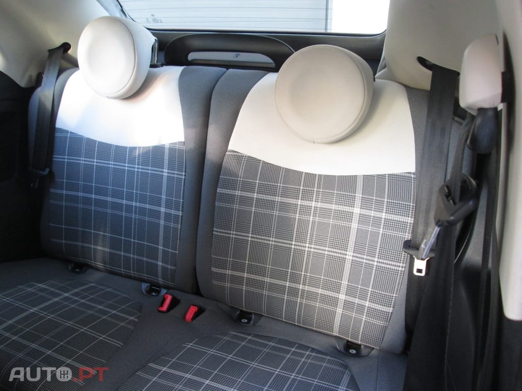 Fiat 500C 1.0 Hybrid (RED)