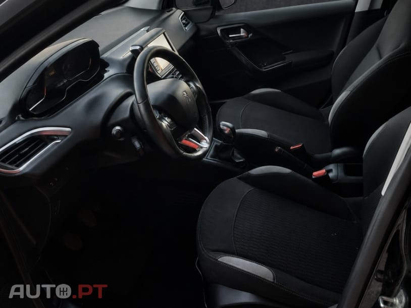Peugeot 208 1.2 PureTech Active