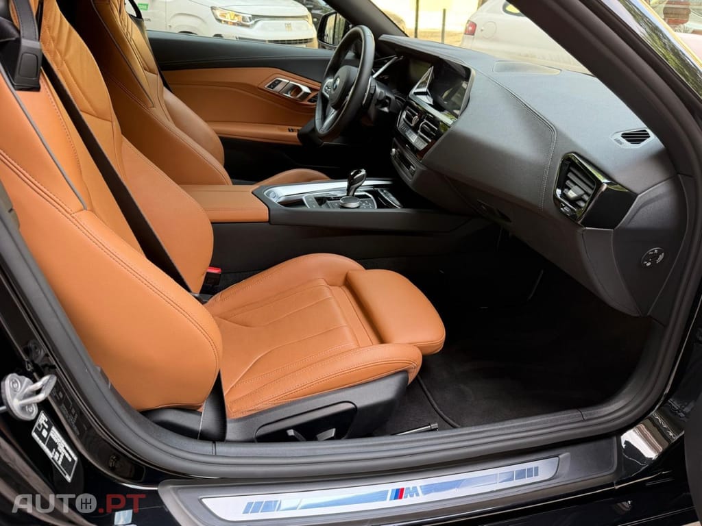 BMW Z4 SDrive20i Aut — fotografia 20