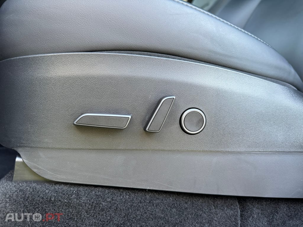 Tesla Model Y Long Range Tração Integral