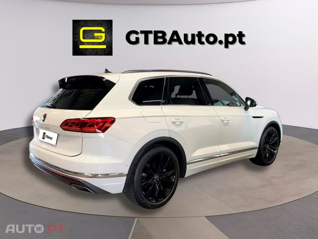 Volkswagen Touareg I.V.A DEDUTIVEL 3.0 TSI eHybrid 4-M