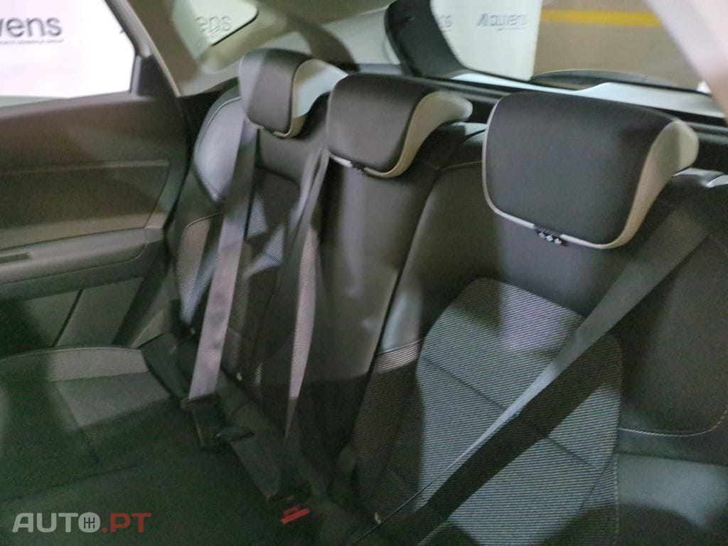 Renault Captur 1.6 E-Tech Plug-In Intens