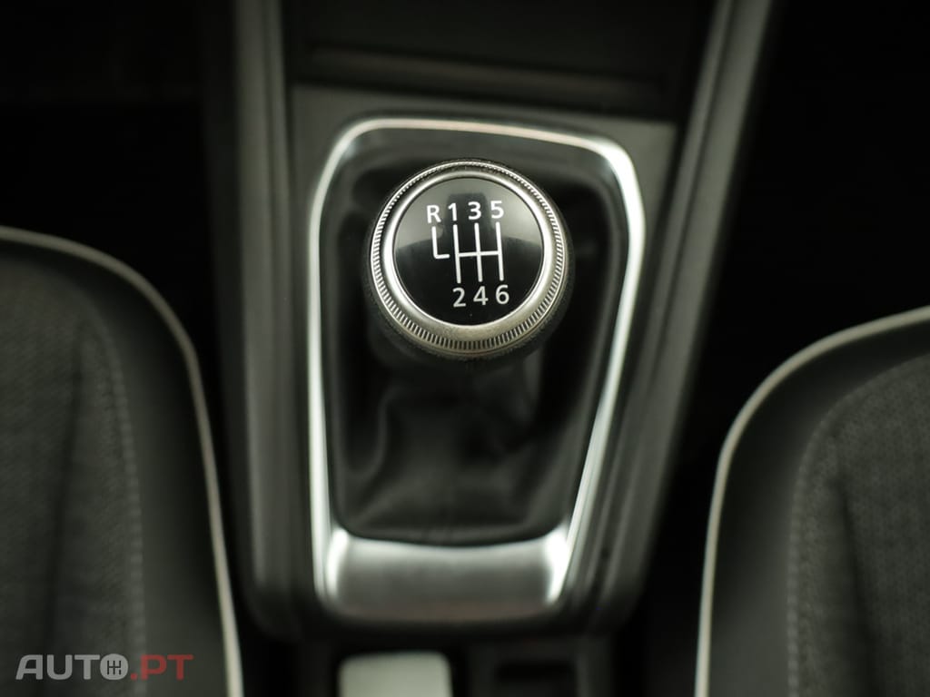 Renault Captur Captur 1.0 TCe Techno Bi-Fuel — fotografia 13