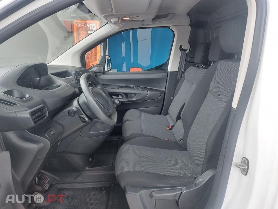 Peugeot Partner 1.5 Bluehdi Pro Standard - IVA Dedutível