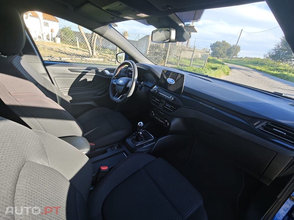 Ford Focus 1.0 EcoBoost ST-Line