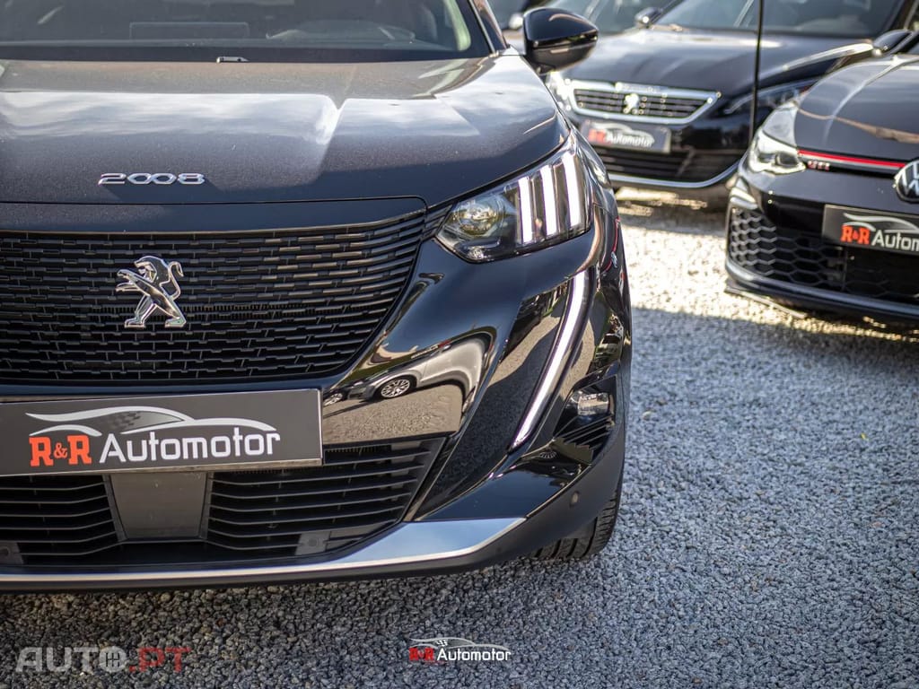 Peugeot E-2008 50 kWh GT