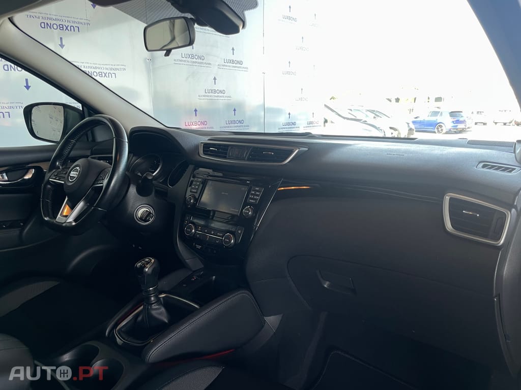 Nissan Qashqai 1.5 dCi N-Connecta
