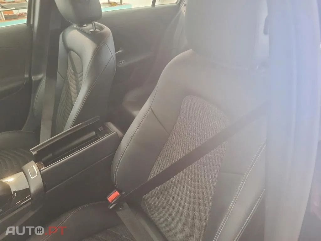 Mercedes-Benz A 250 e Style Plus
