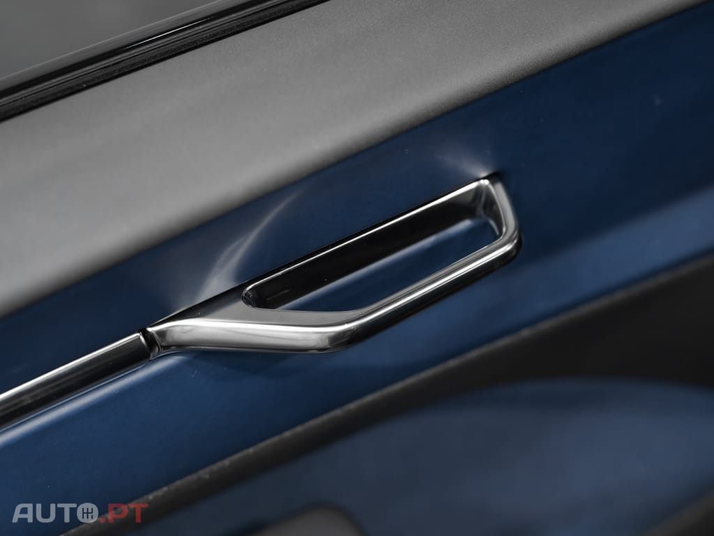 Volvo EX30 69 kWh Twin Motor Plus