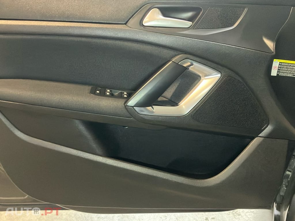 Peugeot 308 1.5 BlueHDi Style EAT8