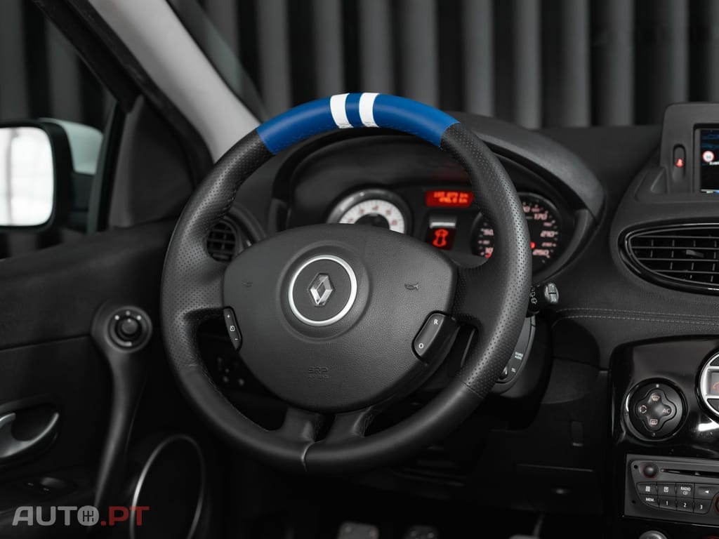 Renault Clio 2.0 16V Gordini RS