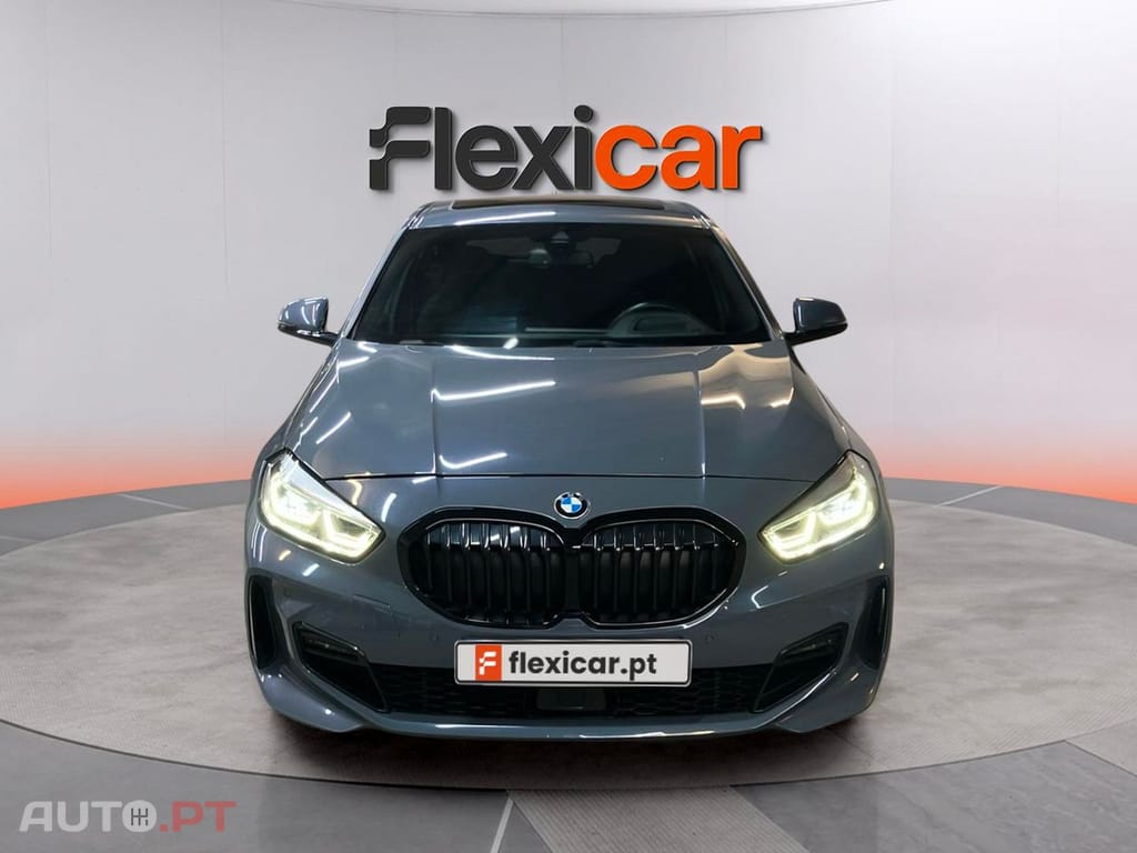 BMW 118 i Pack Desportivo M Auto