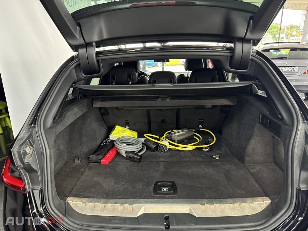 BMW 320 e Corporate Edition Auto