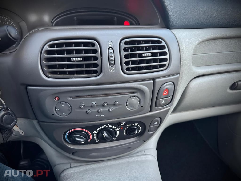 Renault Scénic 1.4 16V